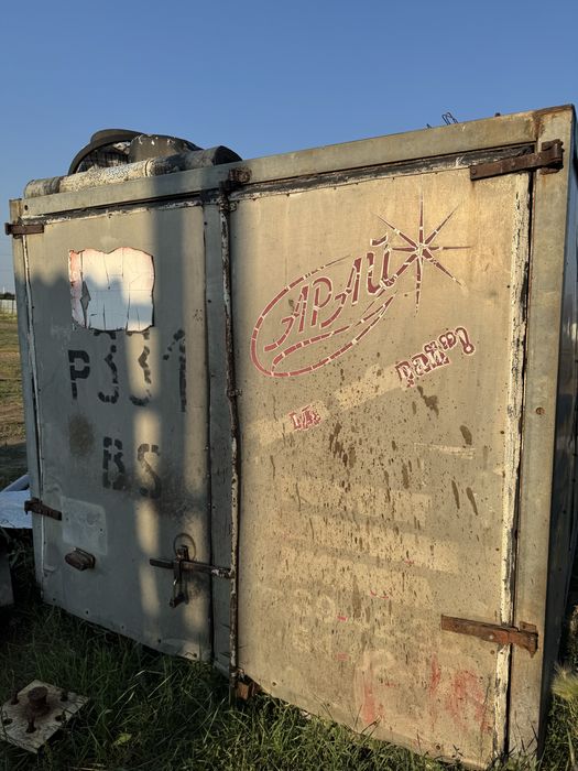 Будка от газели.