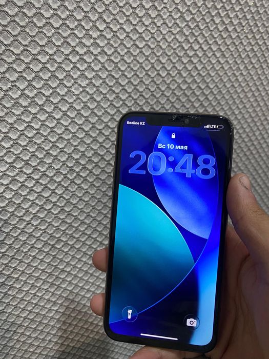 Продам Iphone 11 pro