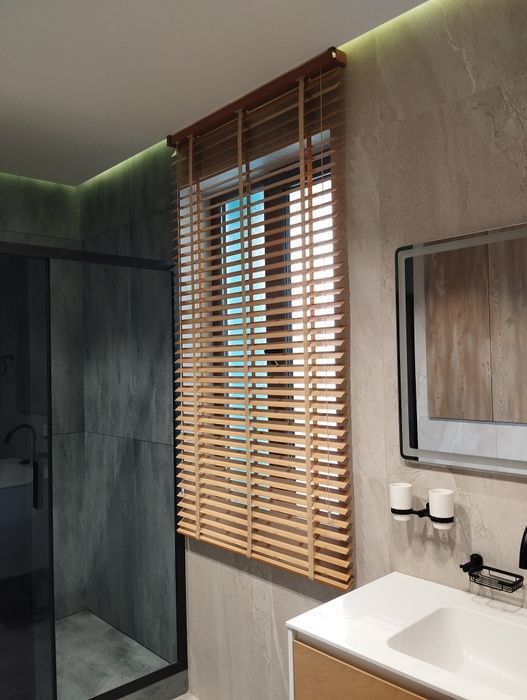 Жалюзи в широком ассортимен. Москитная сетка .те. С нами быстро и легк