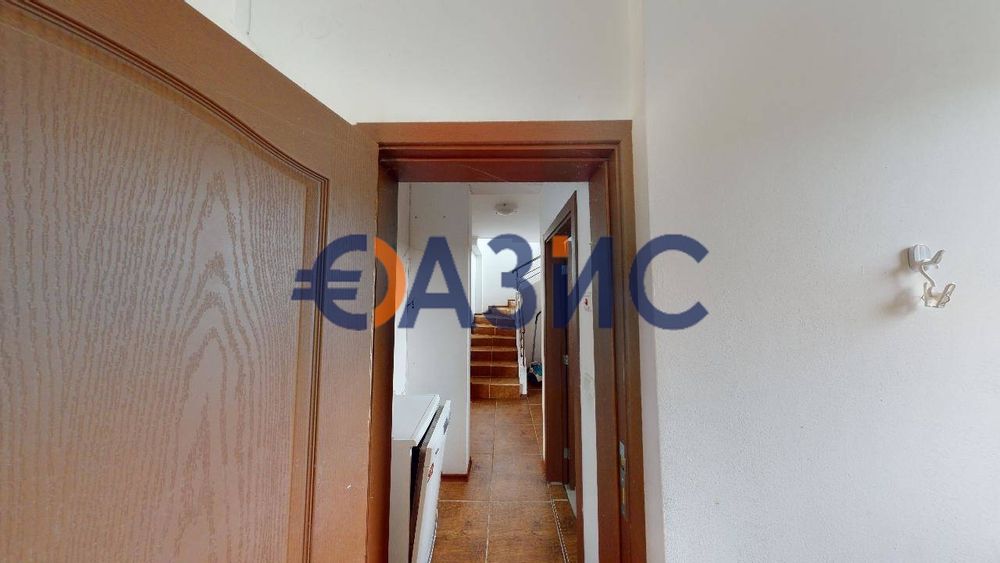 Продава се Тристаен апартамент в с. Кошарица, Област Бургас - 130 кв.м за 506 €/кв.м - Снимка #10