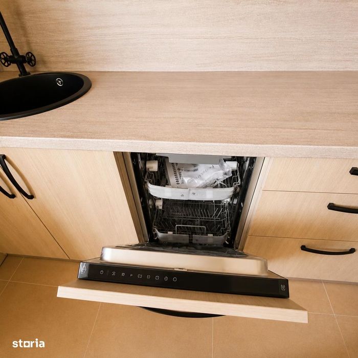 Apartament pe două niveluri mobilier la comandă  loc de parcare inclus