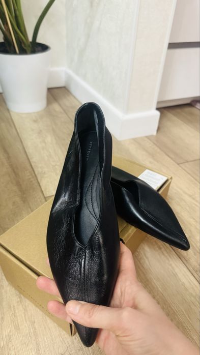 Обувь с узким носом