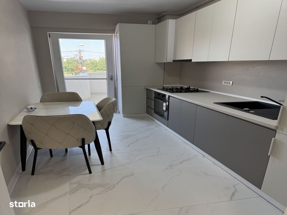 Proprietar închiriez apartament nou lux cu 2 camere