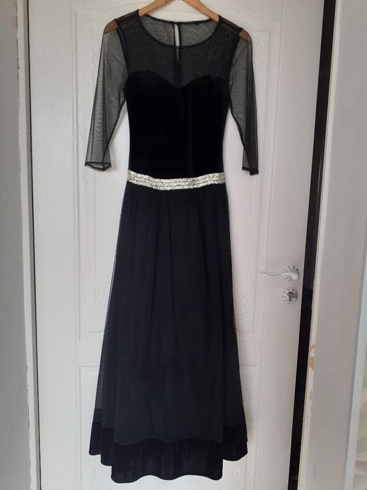 Вечерние платье почти новые
