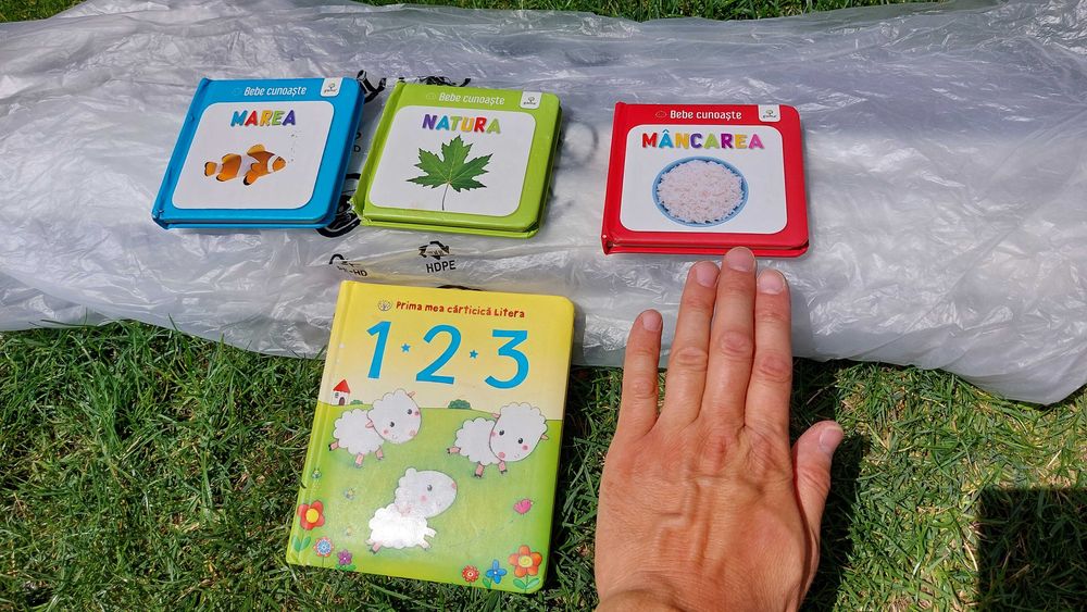 carti copii + Jucarii copii avion cu sunete sau masinuta tir