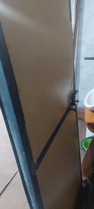 Продам железную дверь