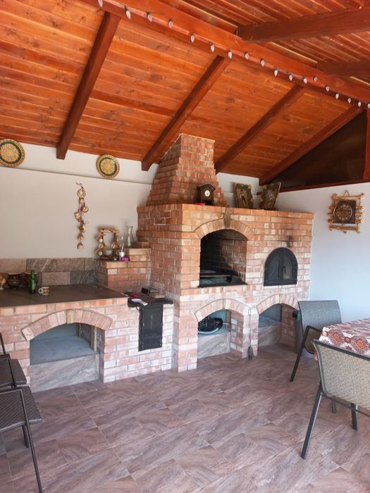 Închiriez cabana de  la Piatra-Fântânele, jud. B-N.