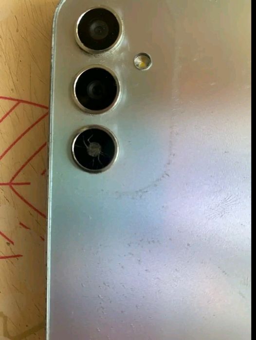 Продам или обменяю самсунг а34.