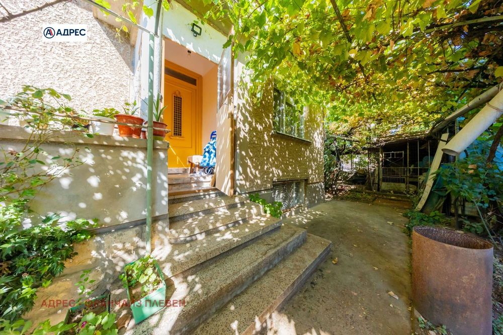 Продава се Къща в Плевен, Широк център - 80 кв.м за 2250 €/кв.м - Снимка #4