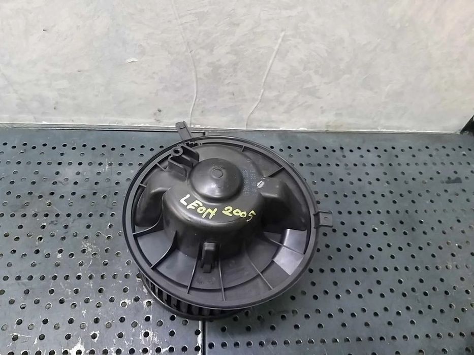 Aeroterma ventilator habitaclu seat leon 1k1819015 983226