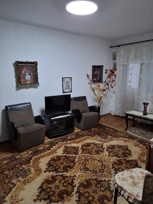 Apartament 3 camere,etaj 3/4 ,zona Gării