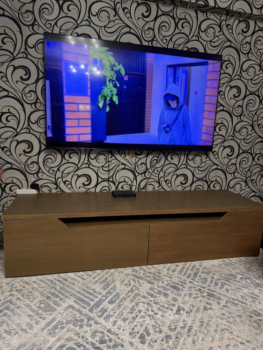 Продам тумбу под тв