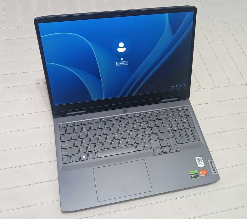 Ноутбук Lenovo LOQ 15APH8