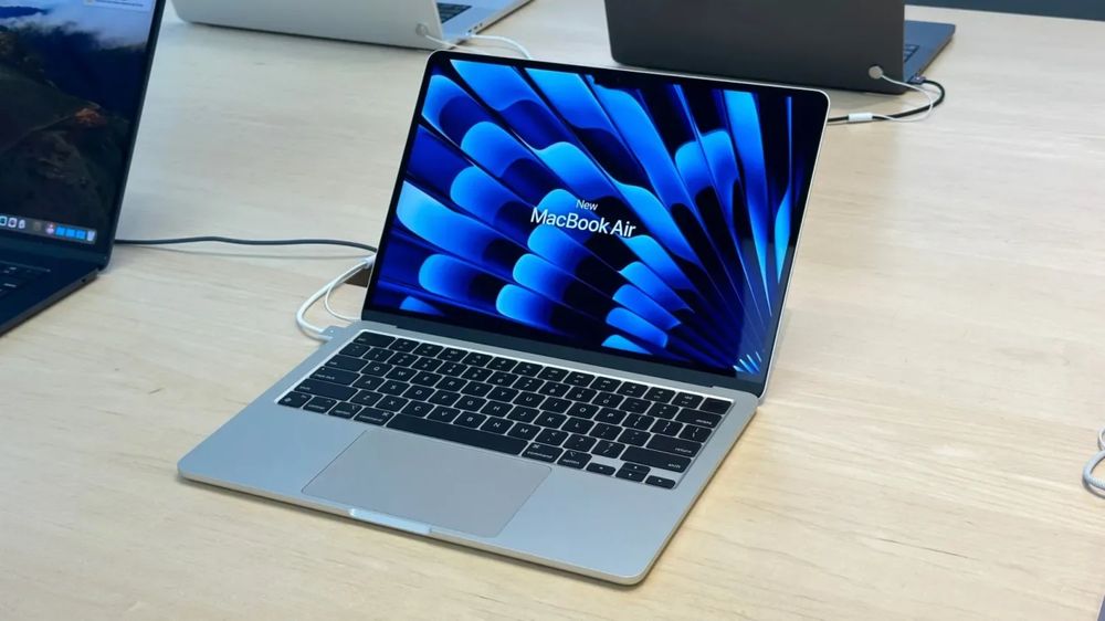 Macbook Air 15” M4 16/256gb у Артура в магазине на Малике Б17 Hofmann