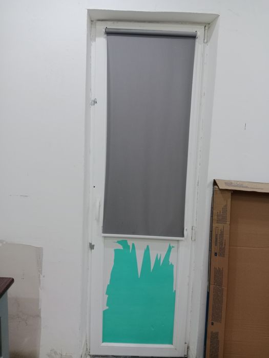 Продам пластиковый дверь