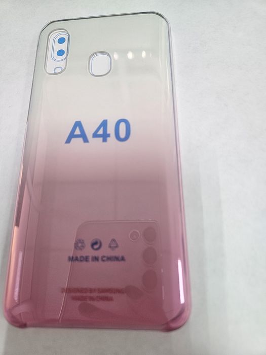 Чехол пластиковый на Samsung A40