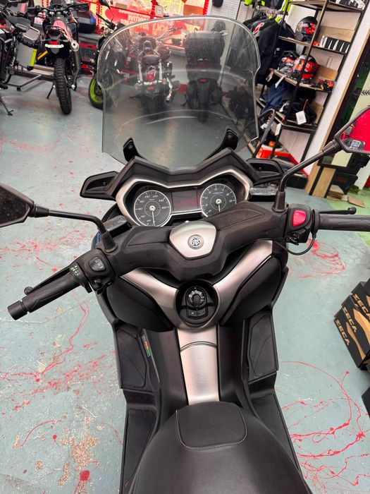 Yamaha XMAX 300cc 2019 -Garantie-