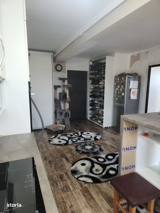 Apartament cu 3 camere, 53 mp, parcare, balcon si terasa — fotografia 3