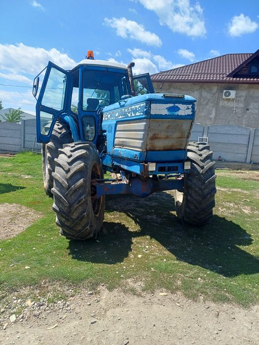 Tractor Ford New-Holland