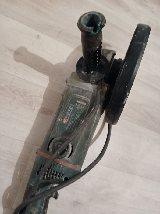 Продам болгарку,