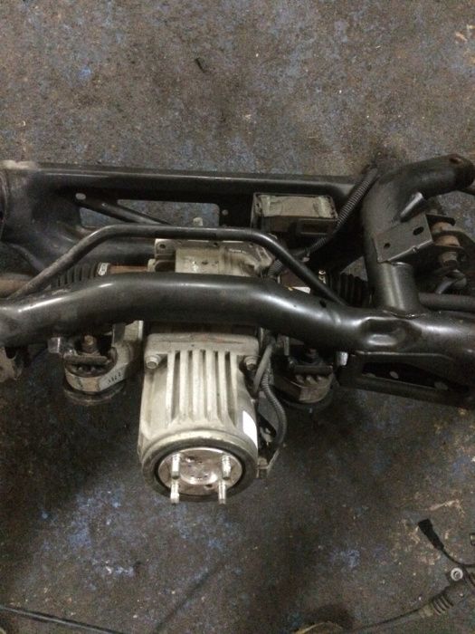 Jug spate și jug fata jeep compass , jeep patriot , stare ideala