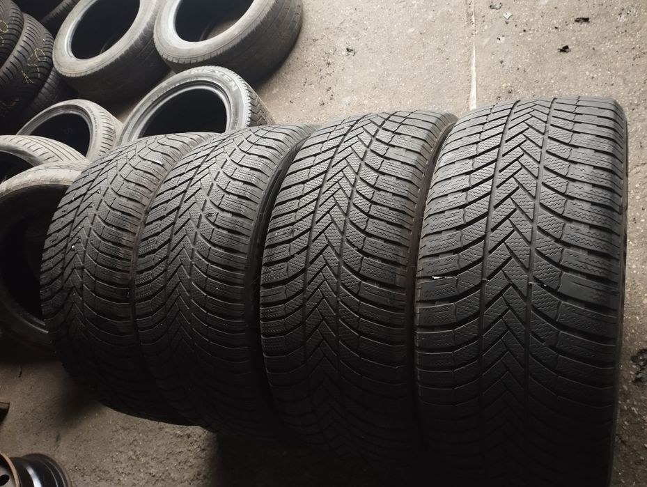 4 buc 255 50 19 .103T Bridgestone, iarna, dot 2023