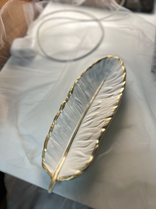 Продаю декор для дома из гипса, перья