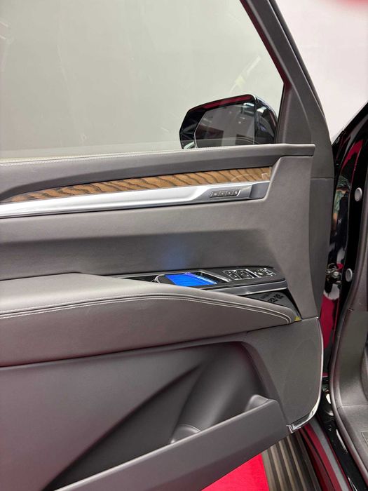 Cadillac Escalade Sport Platinum