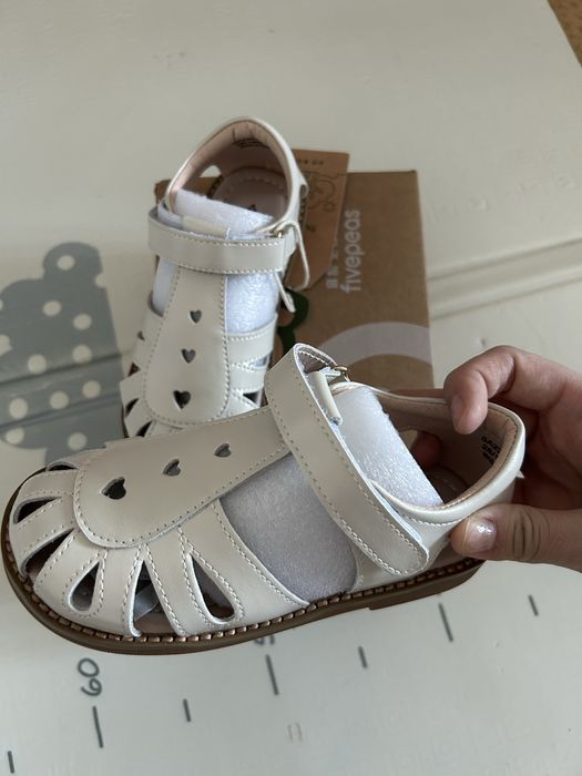 Сандали 28 р на девочку