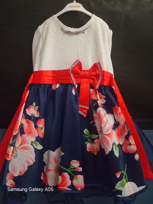 Платье на девочку