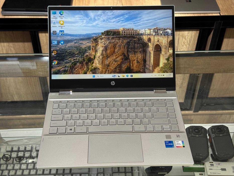 HP Pavilion x360 2-in-1 Core i5-1135G7 ram 8 ssd 256  x360 сенсорный