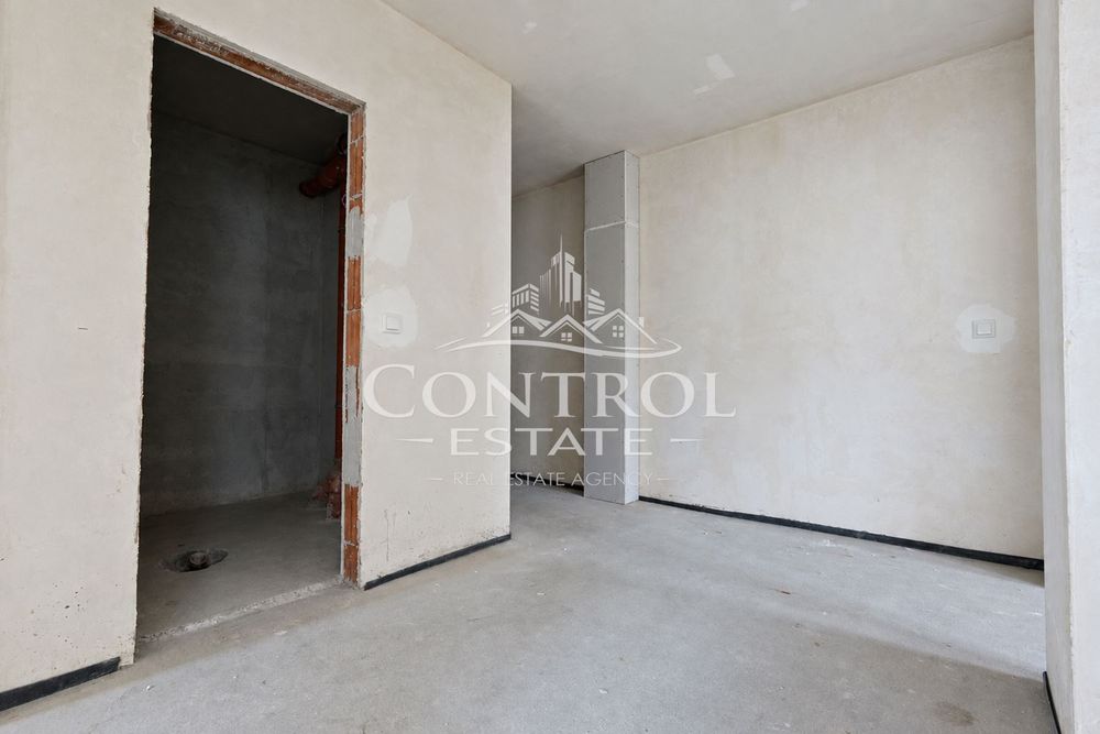 Продава се Тристаен апартамент в Велико Търново, Бузлуджа - 101 кв.м за 1436 €/кв.м - Снимка #8