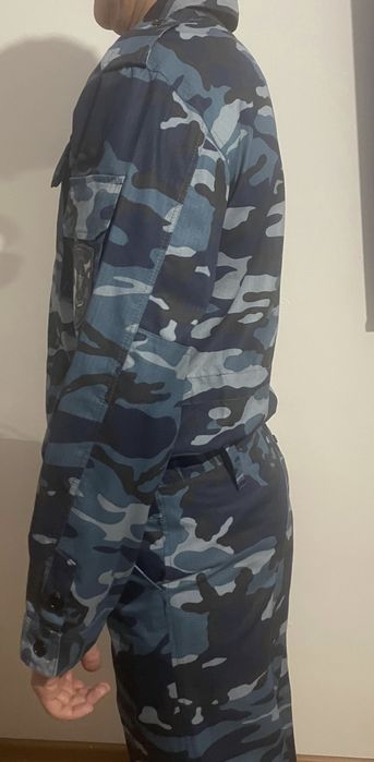 Продам форму камуфляж.