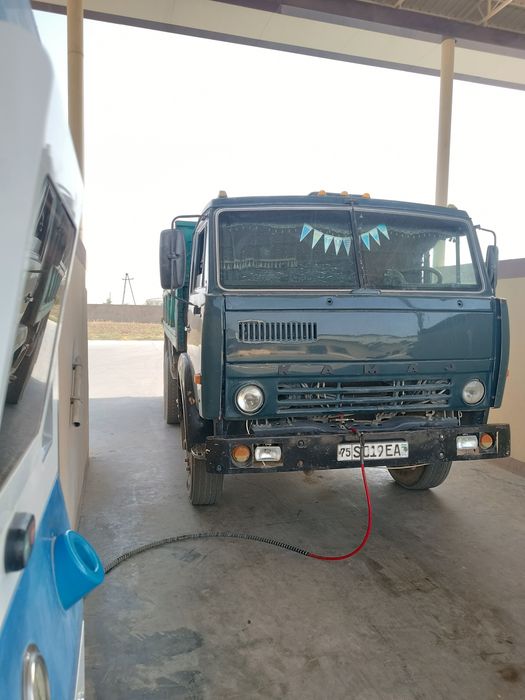 Kamaz sotiladi srochno pul kerak