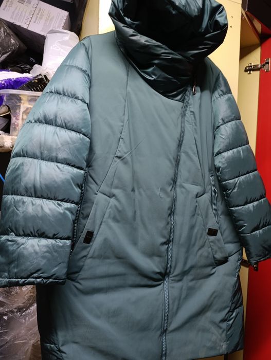 Продам женский пуховик, куртку.