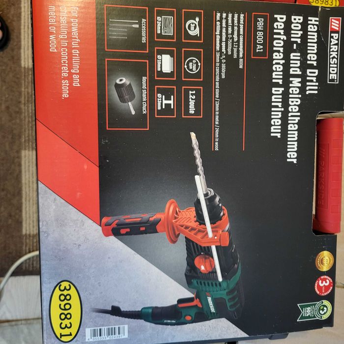 Нов Перфоратор Къртач Parkside 800W с Куфар и аксесоари