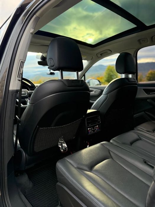 Audi Q7 Audi Q7 S Line 50 TDI Quattro / Mild Hybrid / 2022 / TVA Deduc