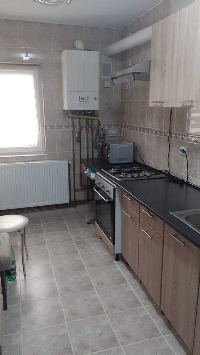 PF Vand apartament 3 camere decomandate in Marasti