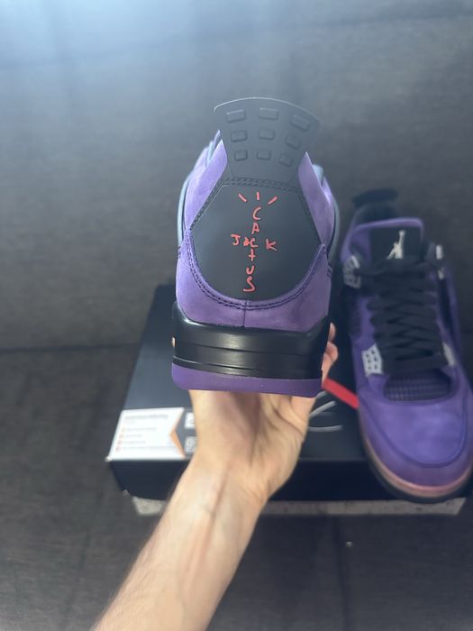 Air Jordan 4 Retro Travis Scott Purple