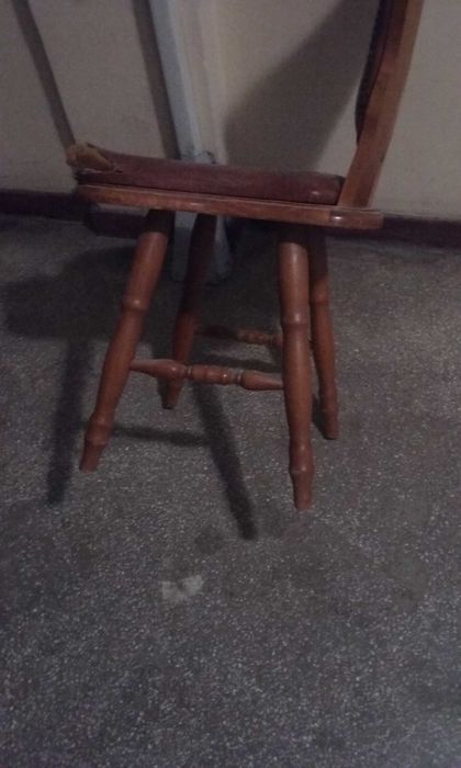 scaun lemn masiv fag(stejar)tapitat