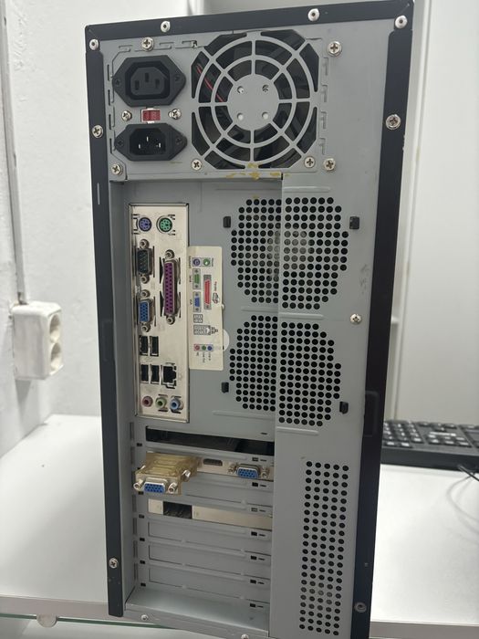 Продам компьтер, в рабочем состоянии