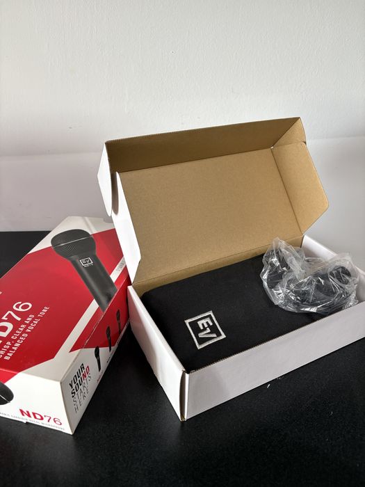 Microfon Electro-Voice ND76