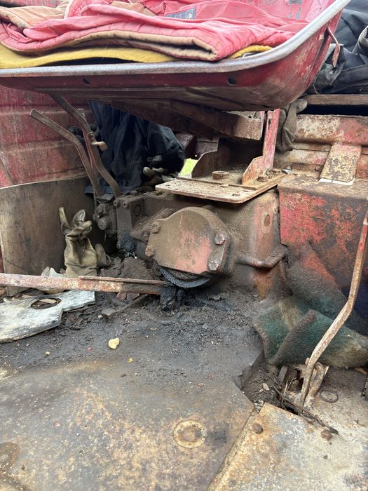 Tractor u 651 cu monobloc