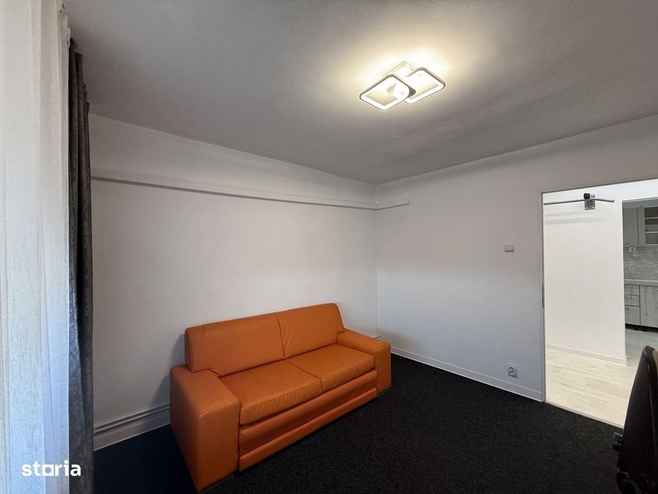 Apartament 3 camere, decomandat, renovat recent, Aradul Nou