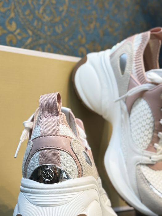 Дамски маратонки сникърси Michael Kors Smokey Rose