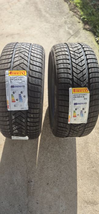 Anvelope Pirelli SottoZero 3 iarna, 2 buc.