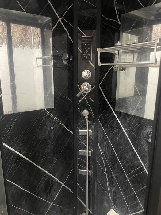 Душевые кабины продам