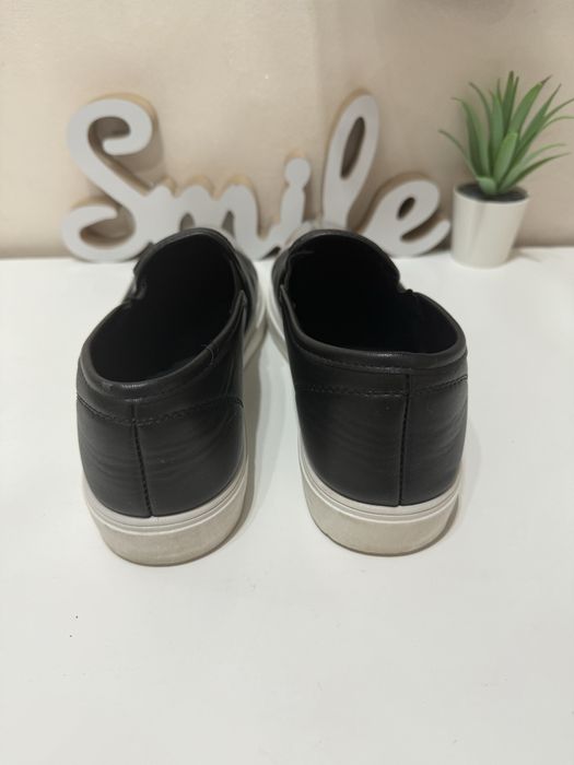 Стрсхотни обувки 38 ми номер !