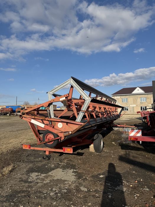 Продам комбайн Есиль 760