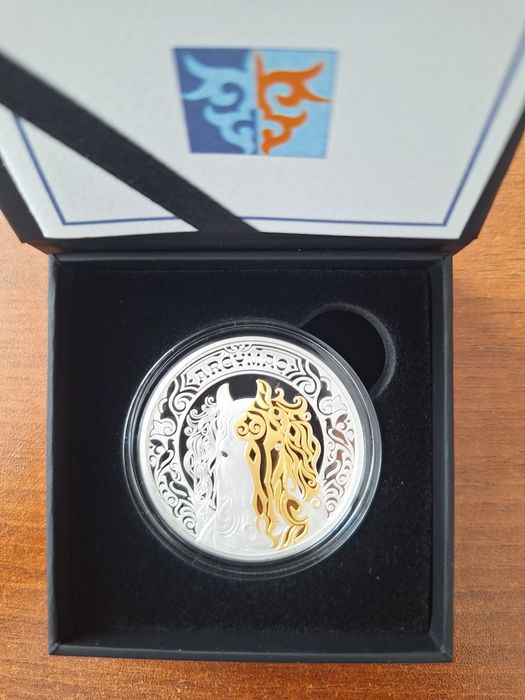 Продам монету Аргымак, серебро